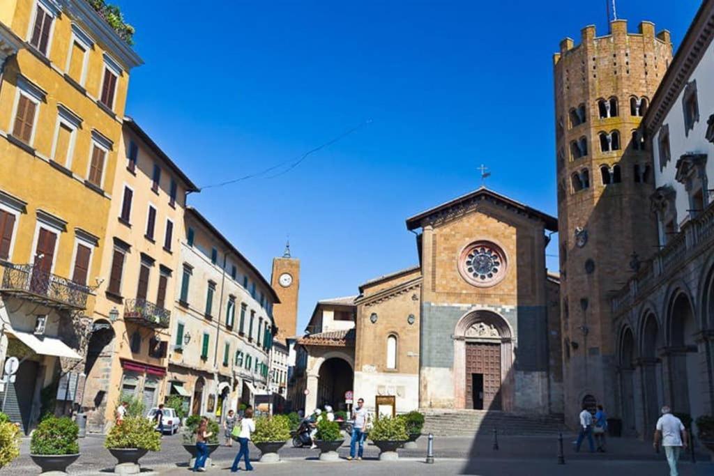 ...All'Archetto Di Sant'Andrea......Pieno Centro ออร์เวียโต ภายนอก รูปภาพ